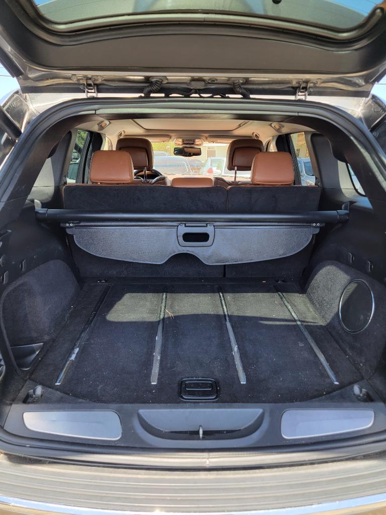 2011 Jeep Grand Cherokee Overland photo