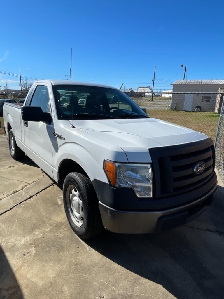 The 2012 Ford F-150 STX photos