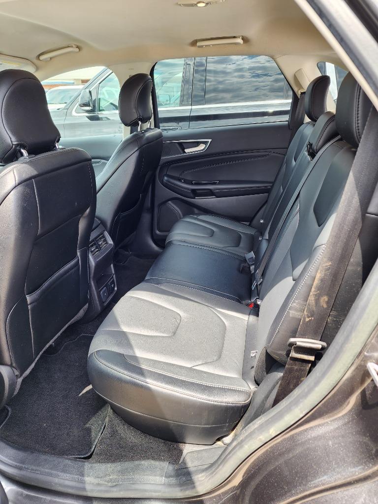 2018 Ford Edge Titanium photo