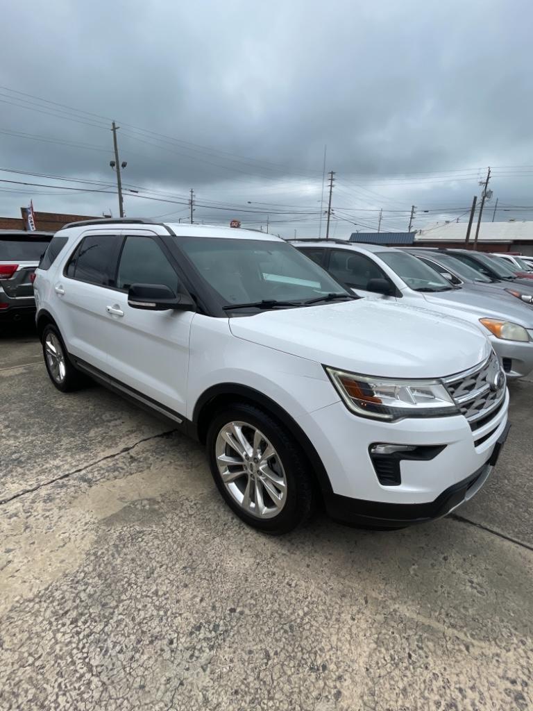 2018 Ford Explorer XLT photo