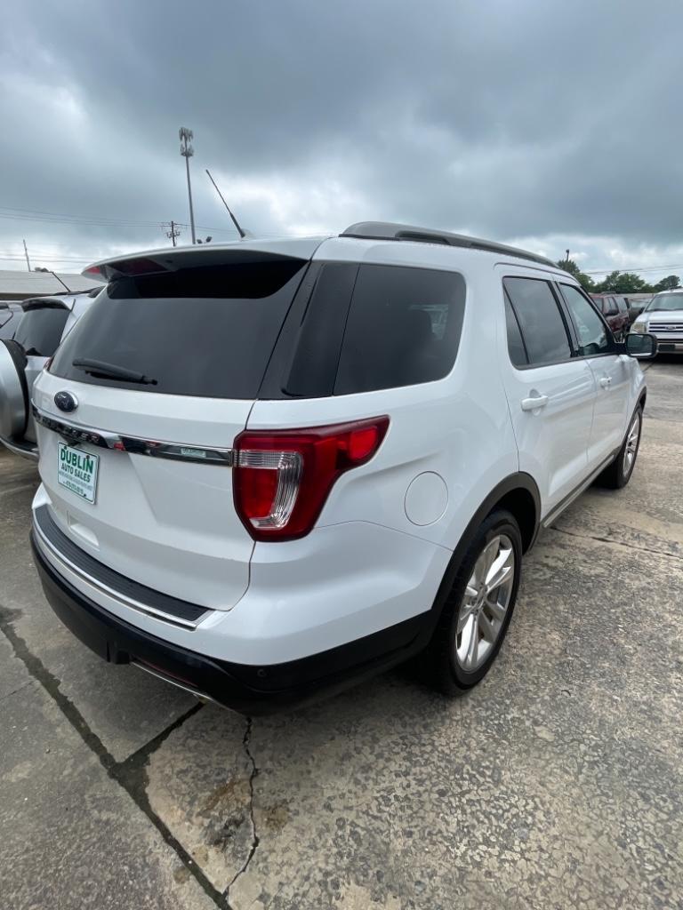 2018 Ford Explorer XLT photo