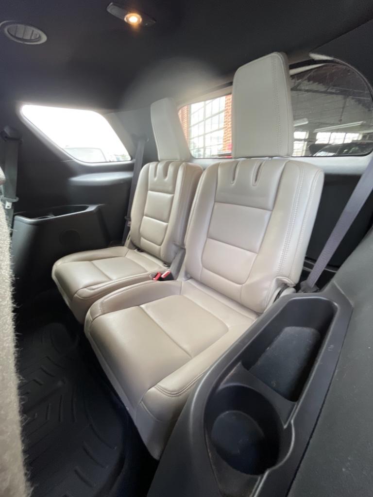 2013 Ford Explorer XLT photo