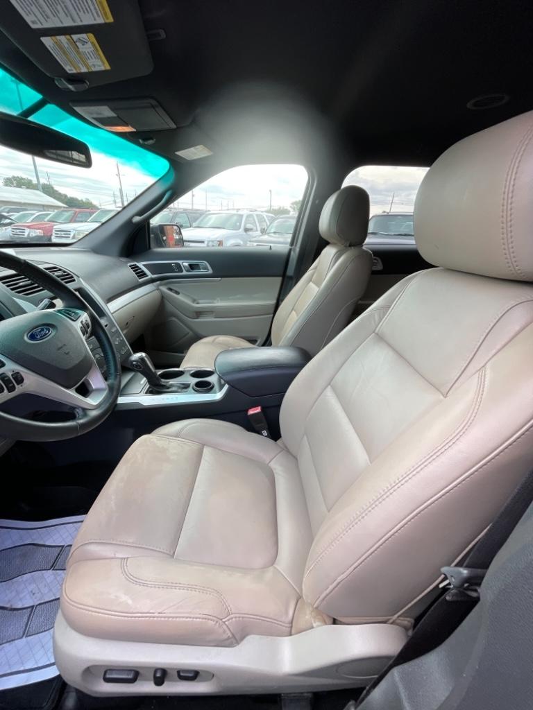 2013 Ford Explorer XLT photo