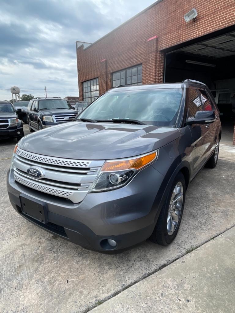 2013 Ford Explorer XLT photo