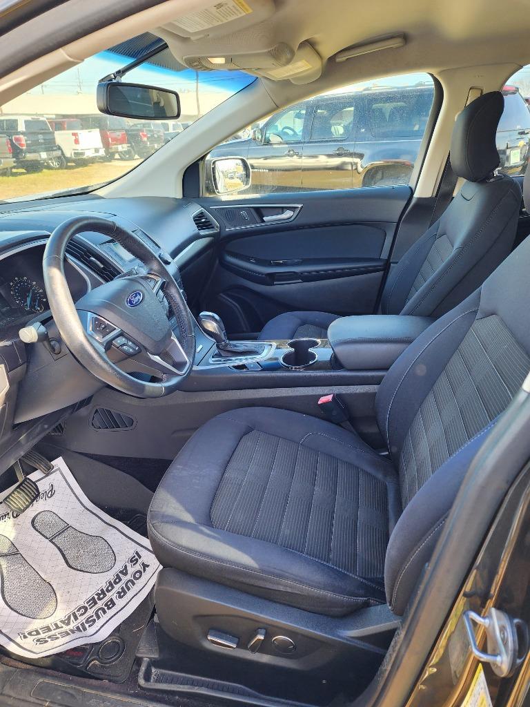 2017 Ford Edge SEL photo