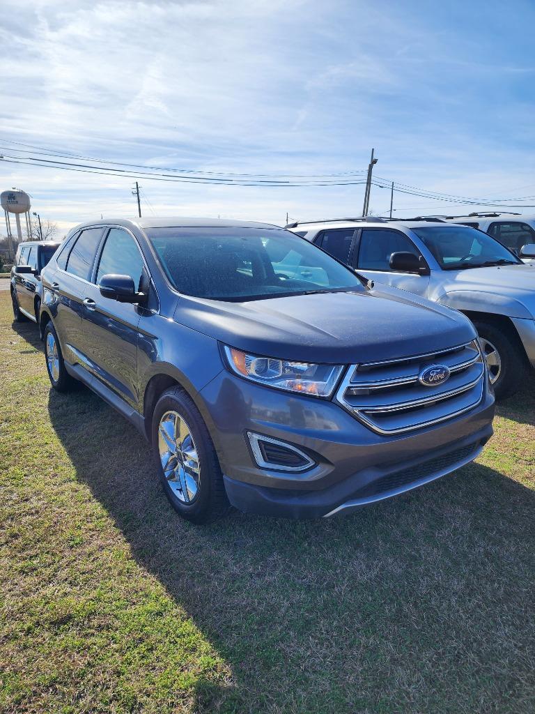 2017 Ford Edge SEL photo