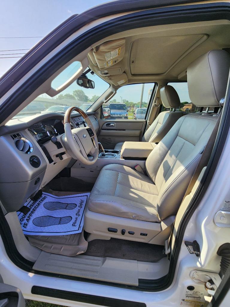 2010 Ford Expedition Limited photo