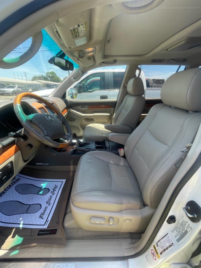 2004 Lexus GX 470 photo