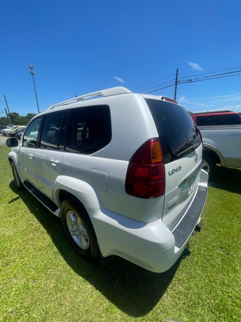 2004 Lexus GX 470 photo