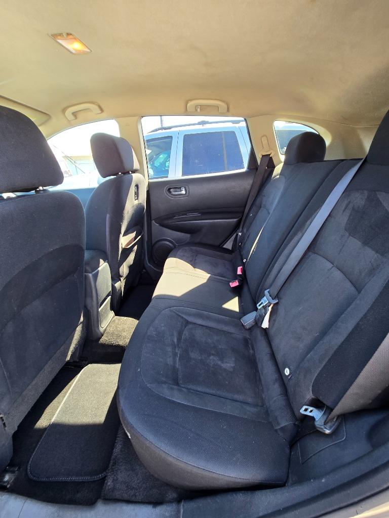 2010 Nissan Rogue SL photo