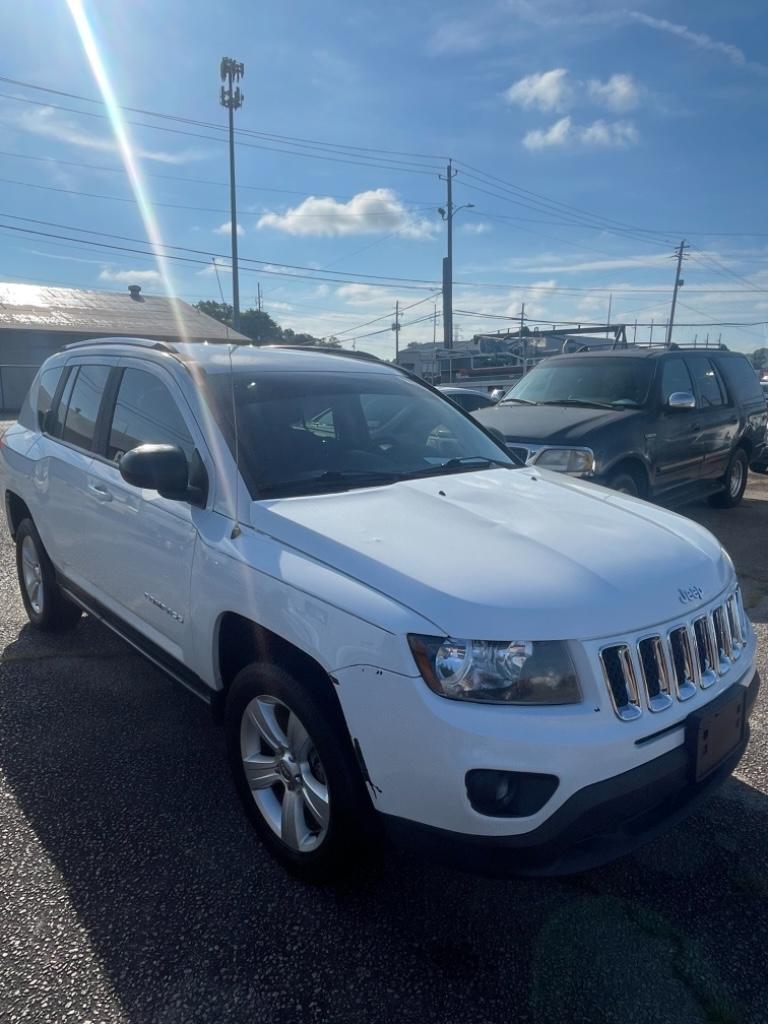 2015 Jeep Compass Sport photo