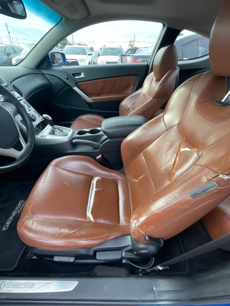 2010 Hyundai Genesis 3.8L photo