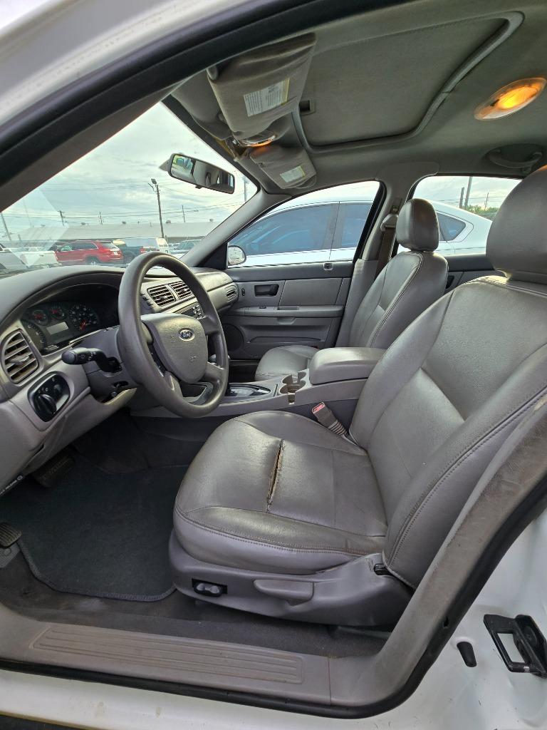 2004 Ford Taurus SES photo