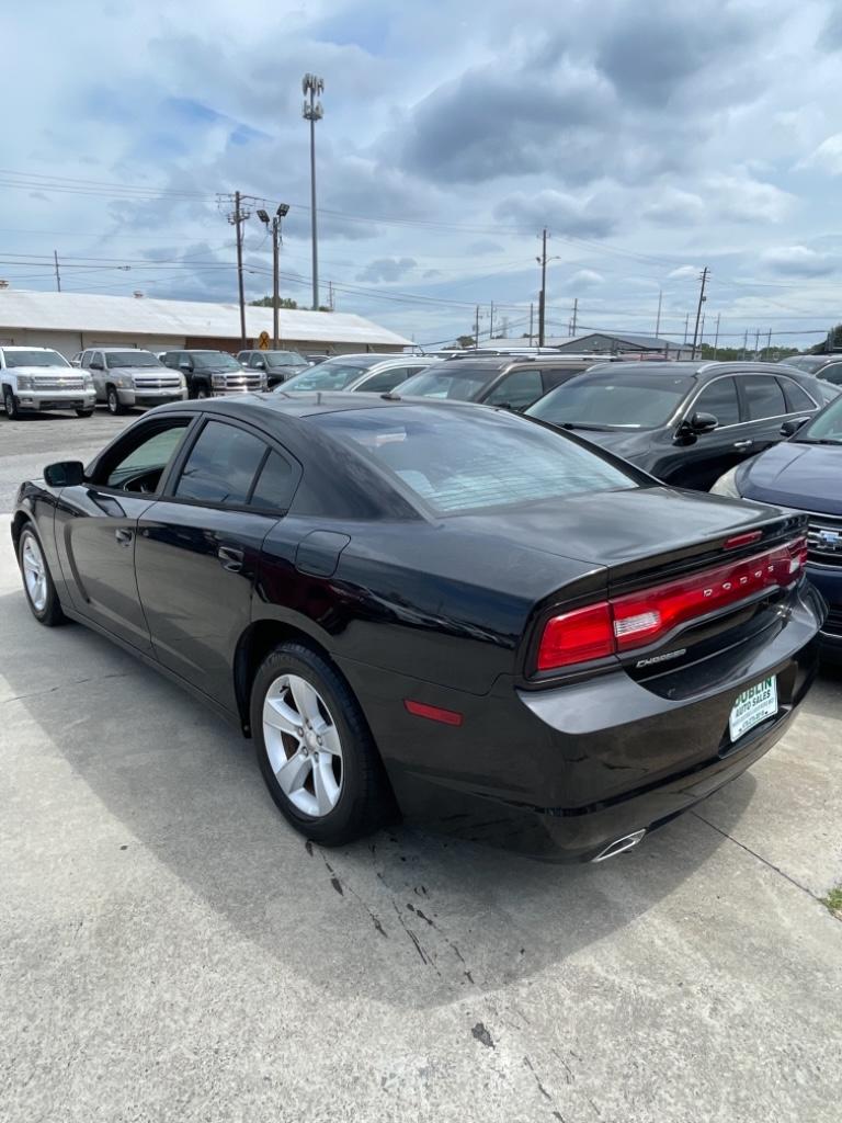 2012 Dodge Charger SE photo