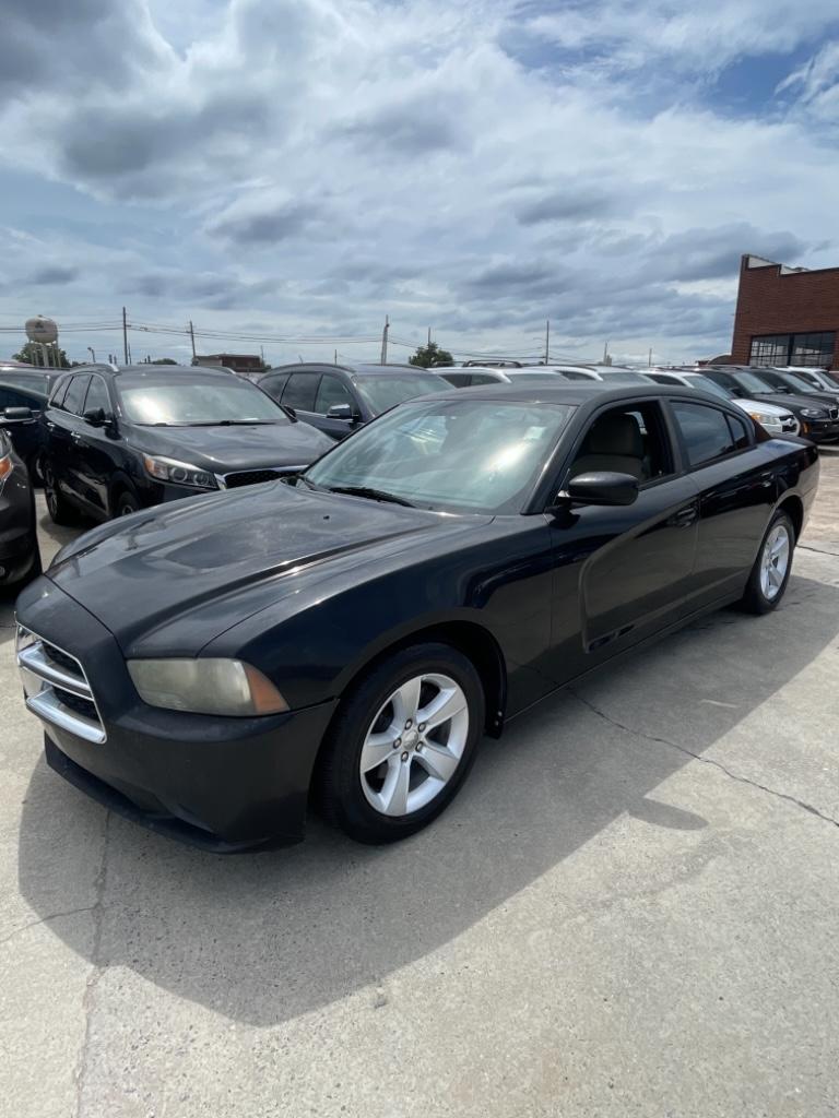 2012 Dodge Charger SE photo
