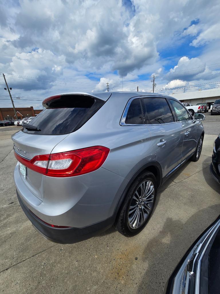 2016 Lincoln MKX Reserve photo