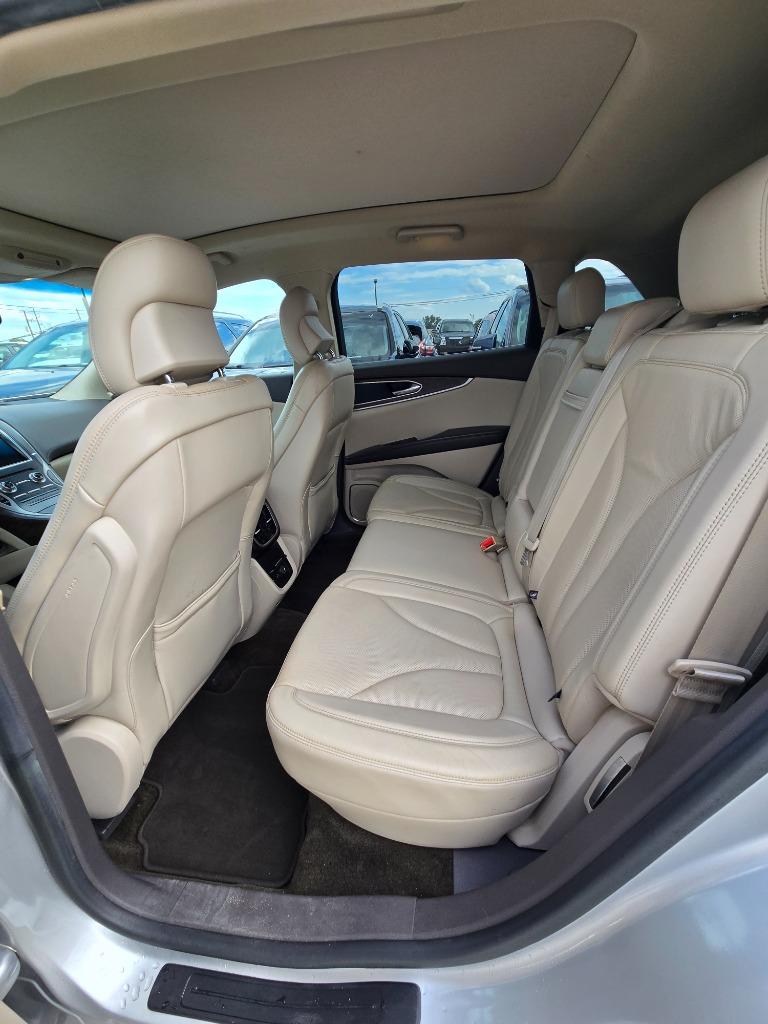 2016 Lincoln MKX Reserve photo