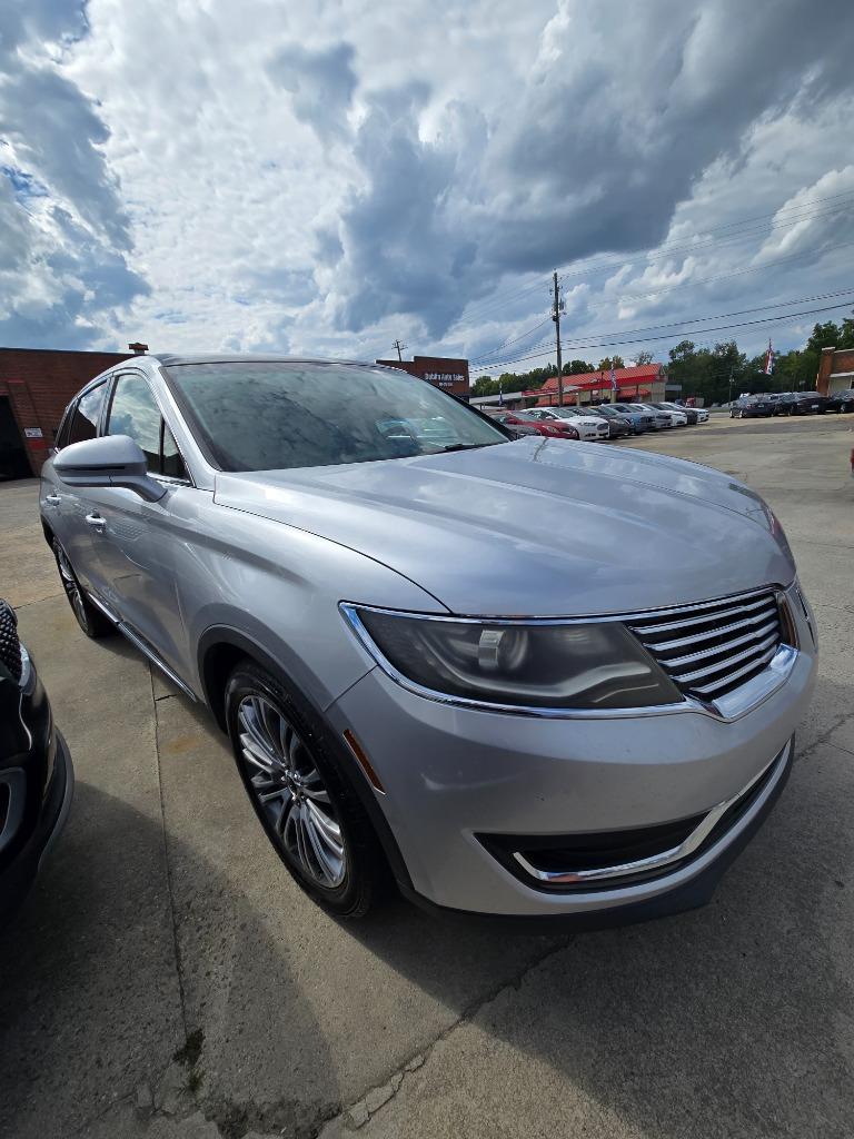 2016 Lincoln MKX Reserve photo