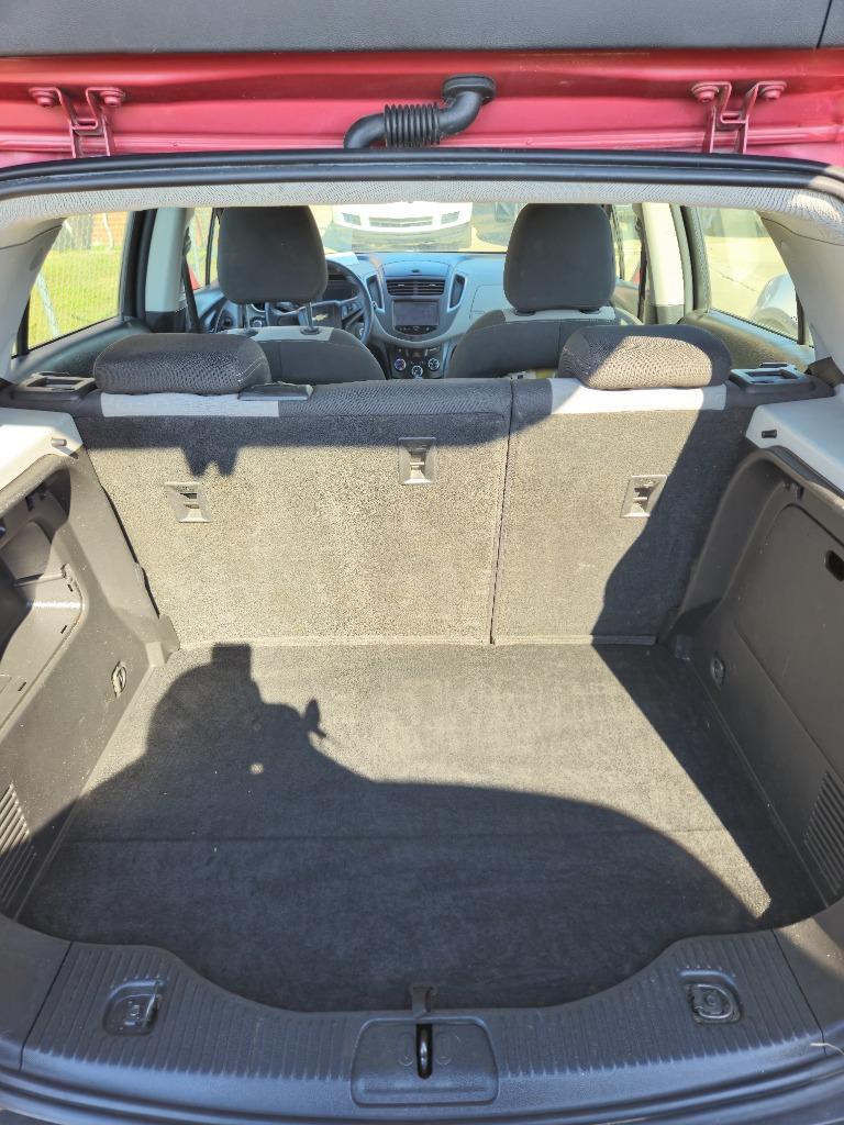 2015 Chevrolet Trax LS photo