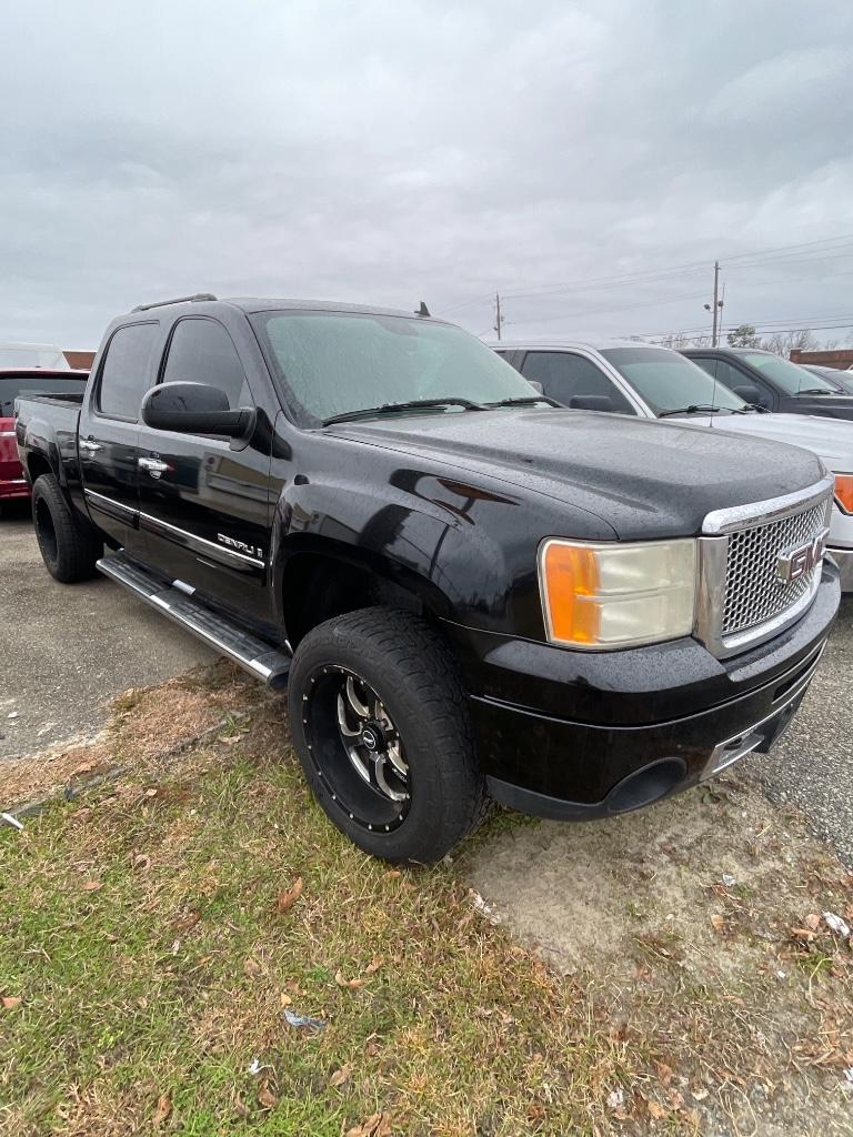 2007 GMC Sierra 1500 Denali photo