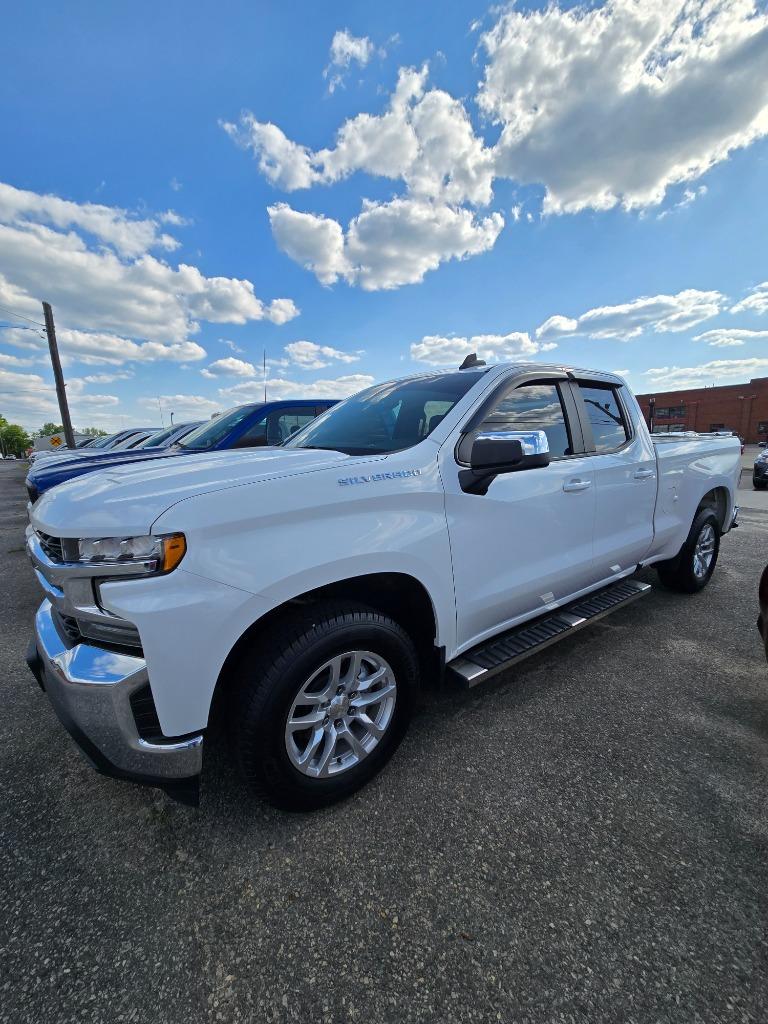 2020 Chevrolet Silverado 1500 LT photo