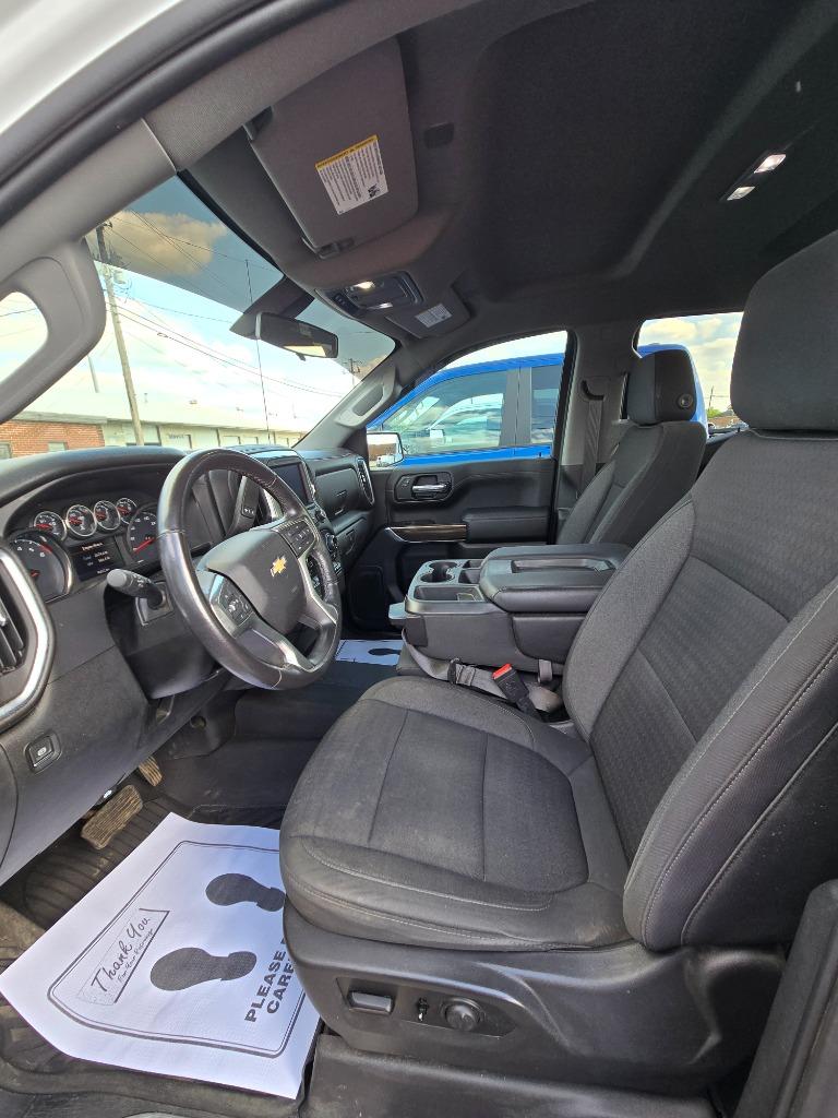 2020 Chevrolet Silverado 1500 LT photo