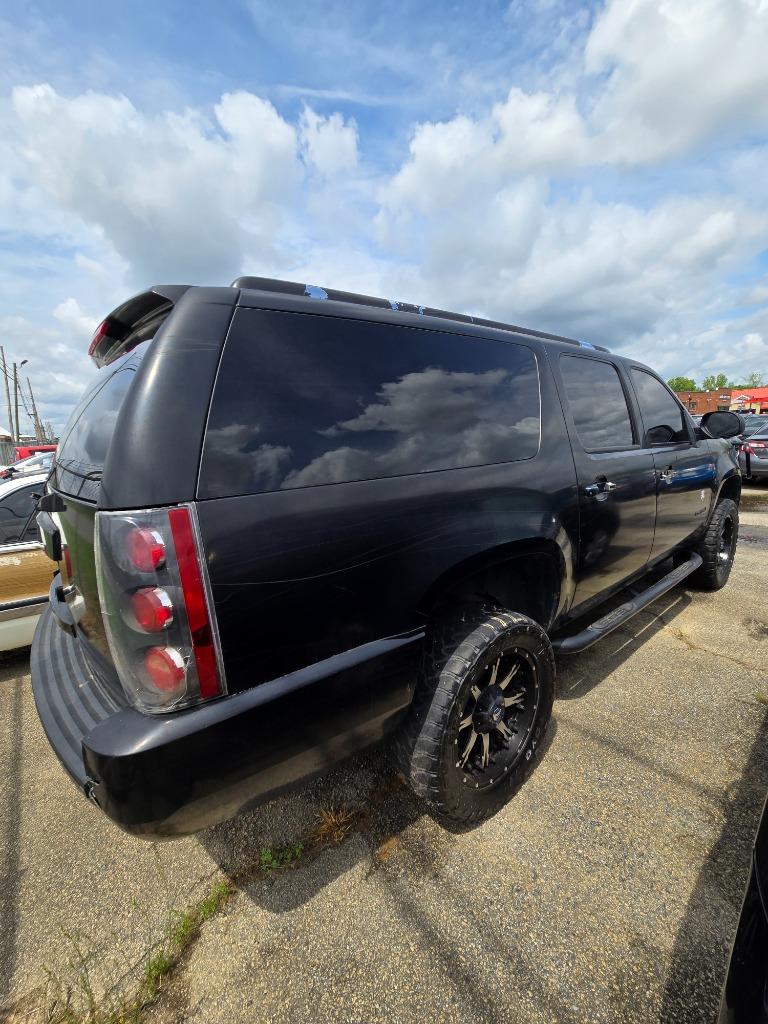 2008 GMC Yukon XL Denali photo