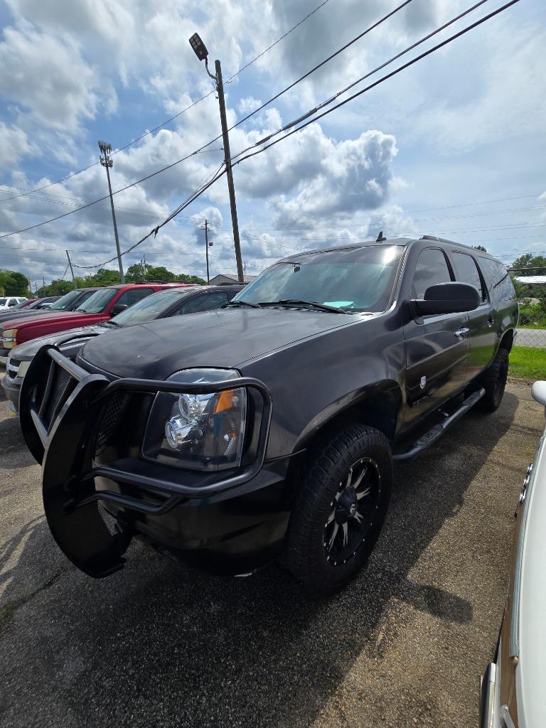 2008 GMC Yukon XL Denali photo