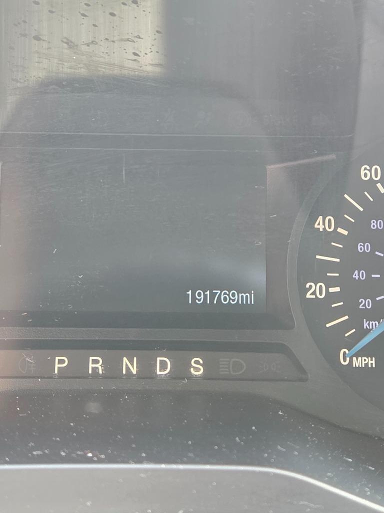 2020 Ford Edge SE photo