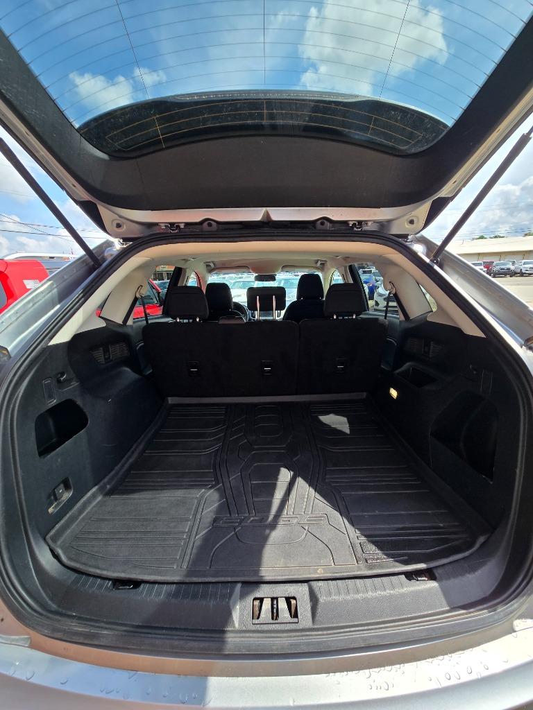 2020 Ford Edge SE photo