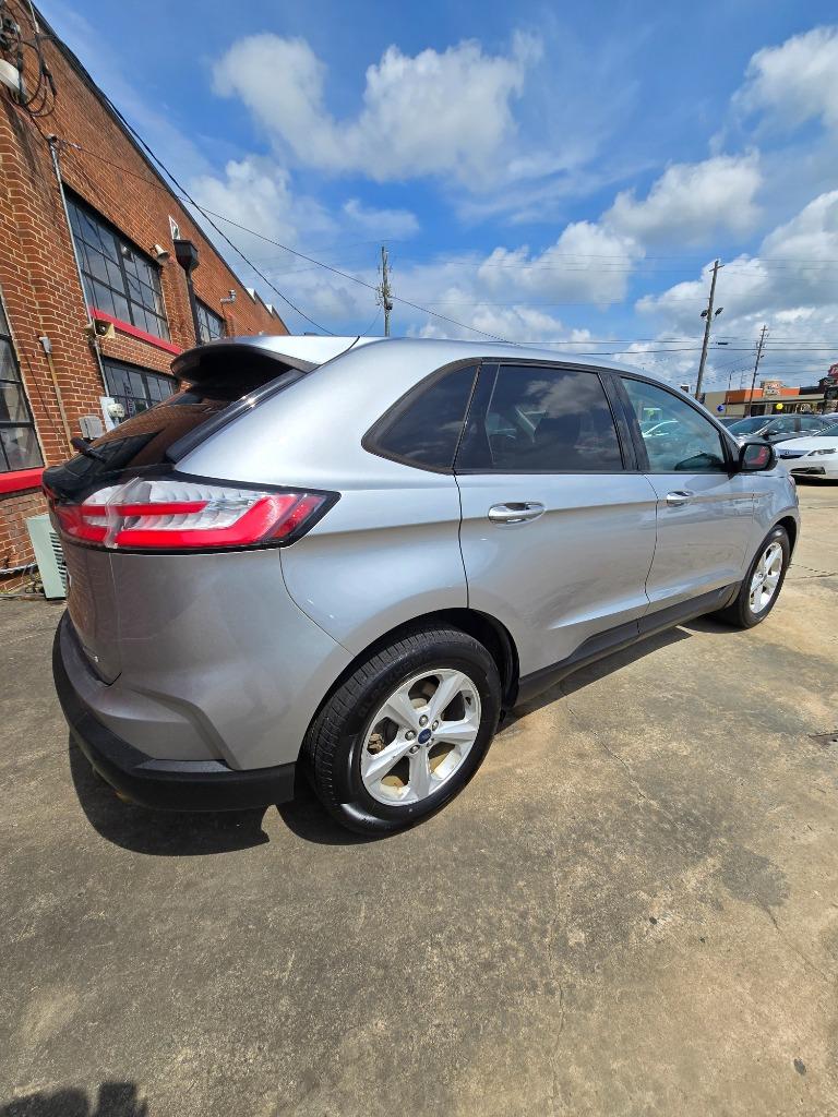 2020 Ford Edge SE photo