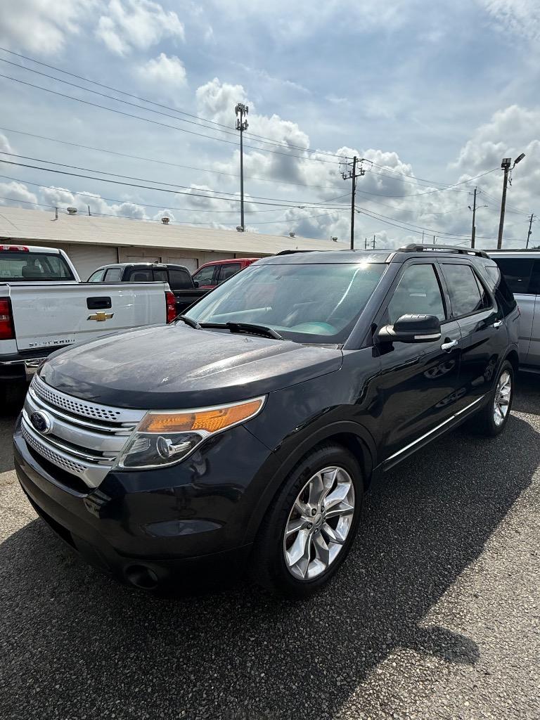 2013 Ford Explorer XLT photo
