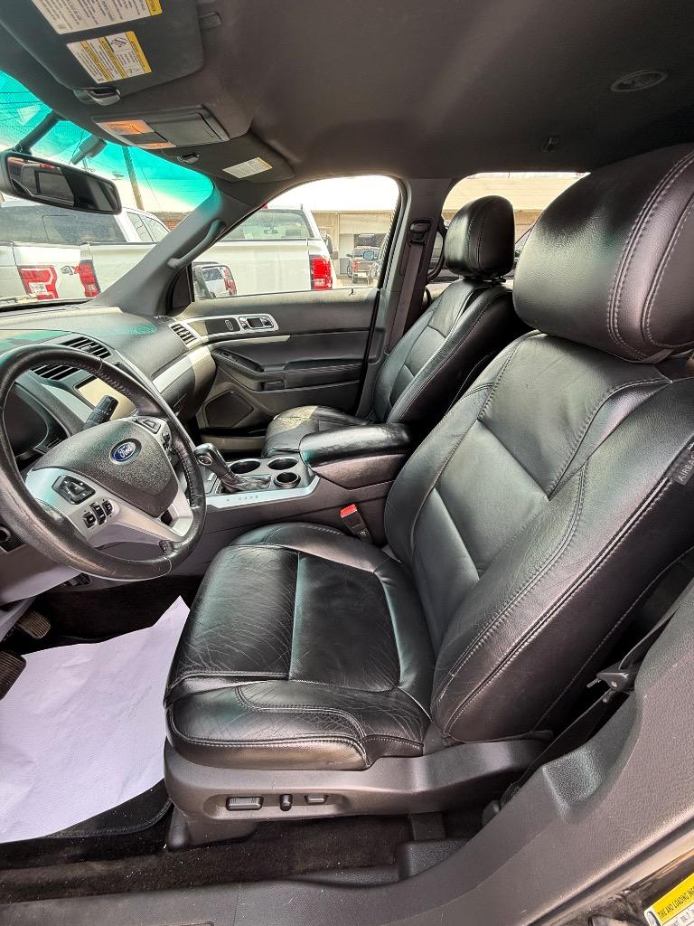 2013 Ford Explorer XLT photo