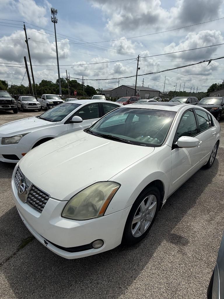 2004 Nissan Maxima 3.5 SE photo