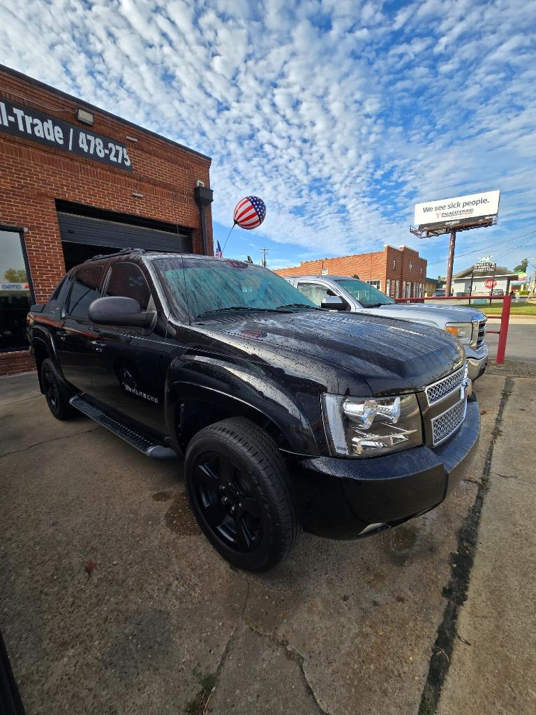 2011 Chevrolet Avalanche LT