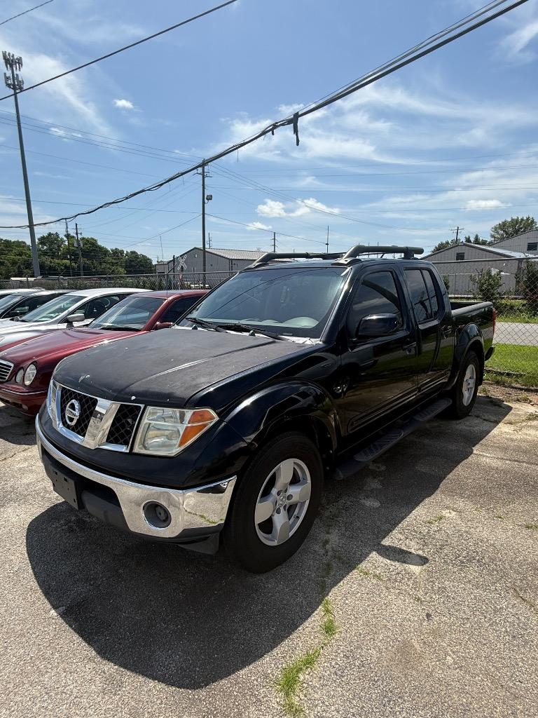 2005 Nissan Frontier SE photo