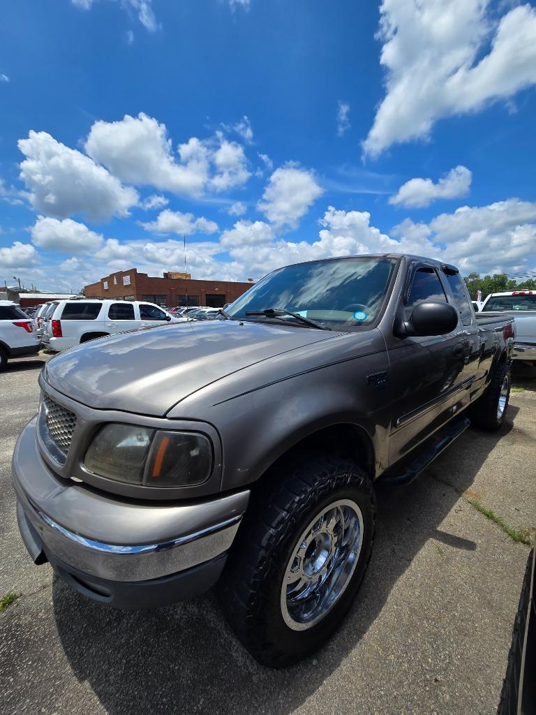 2004 Ford F-150 HERITAGE XLT