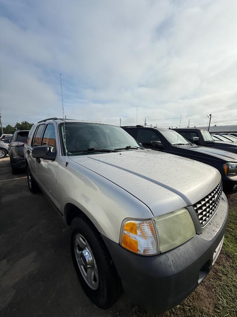2004 Ford Explorer XLS