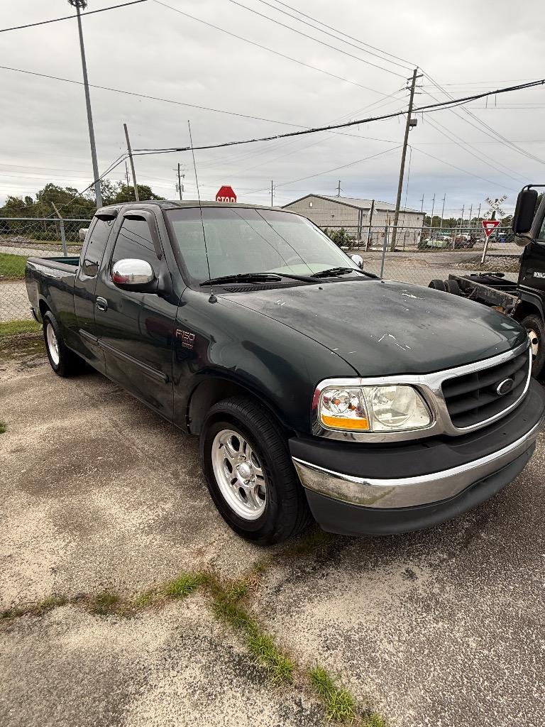 2001 Ford F-150 XLT
