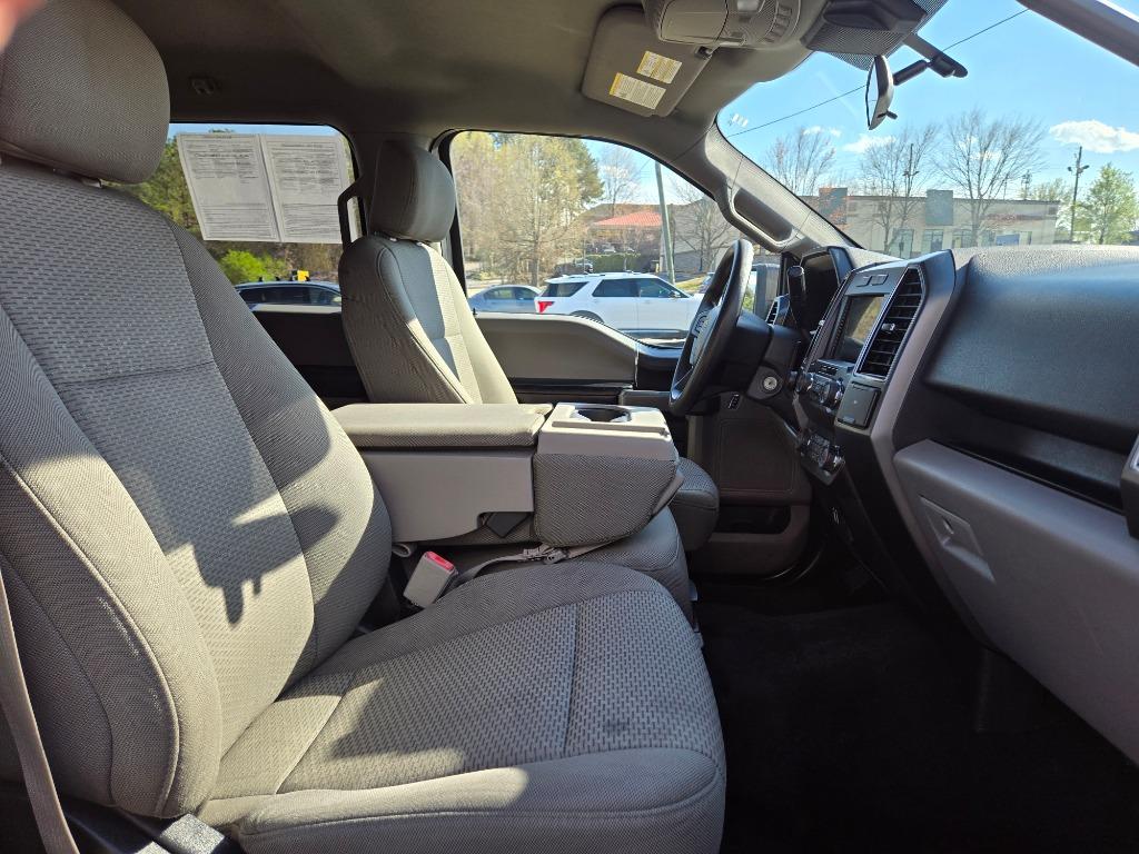 2019 Ford F150 XLT 4WD photo