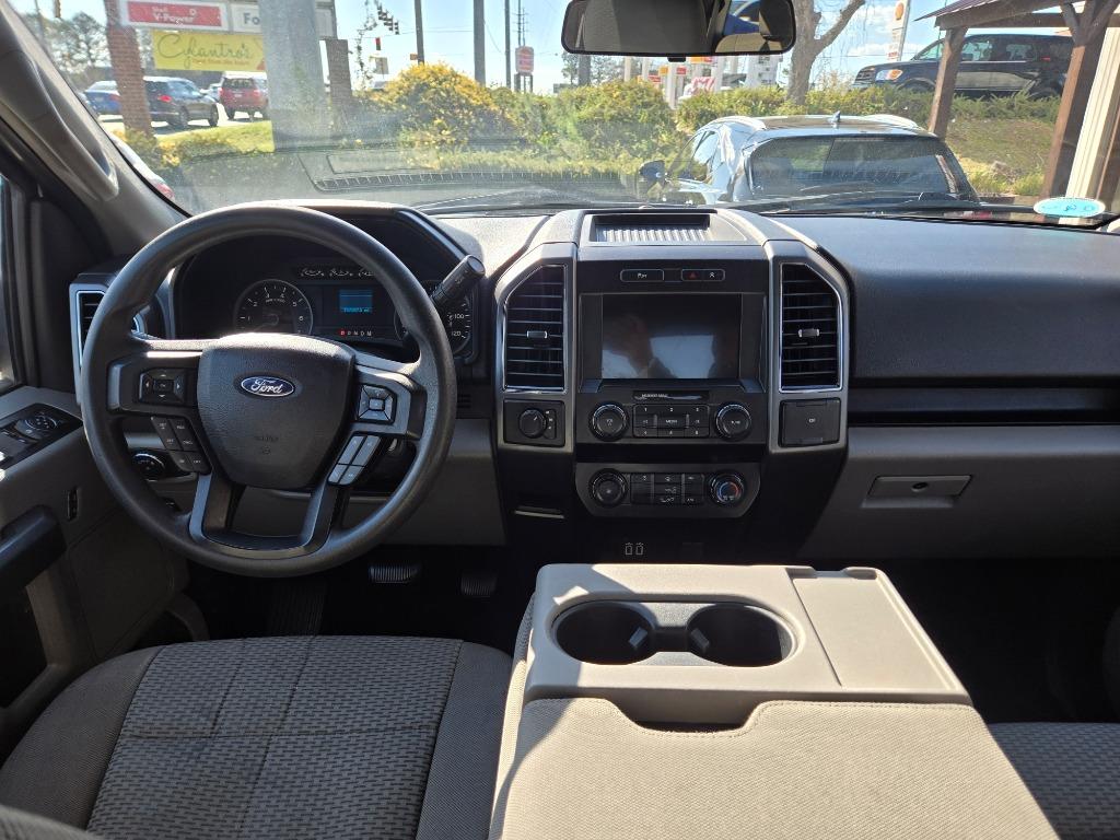 2019 Ford F150 XLT 4WD photo