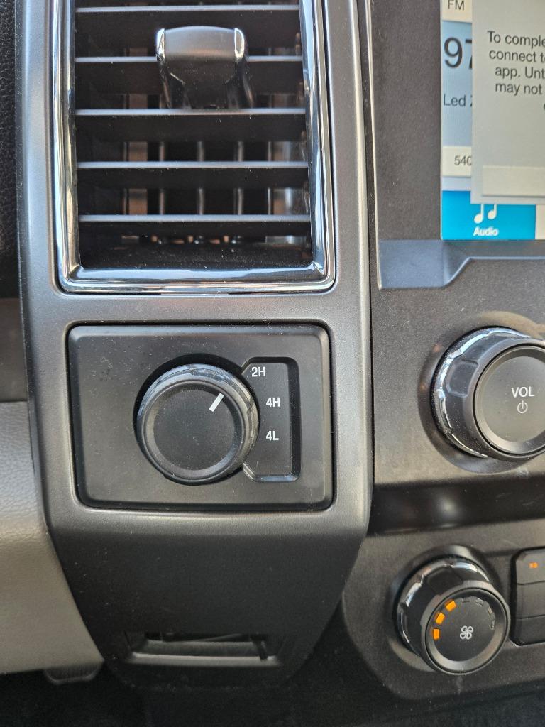 2019 Ford F150 XLT 4WD photo