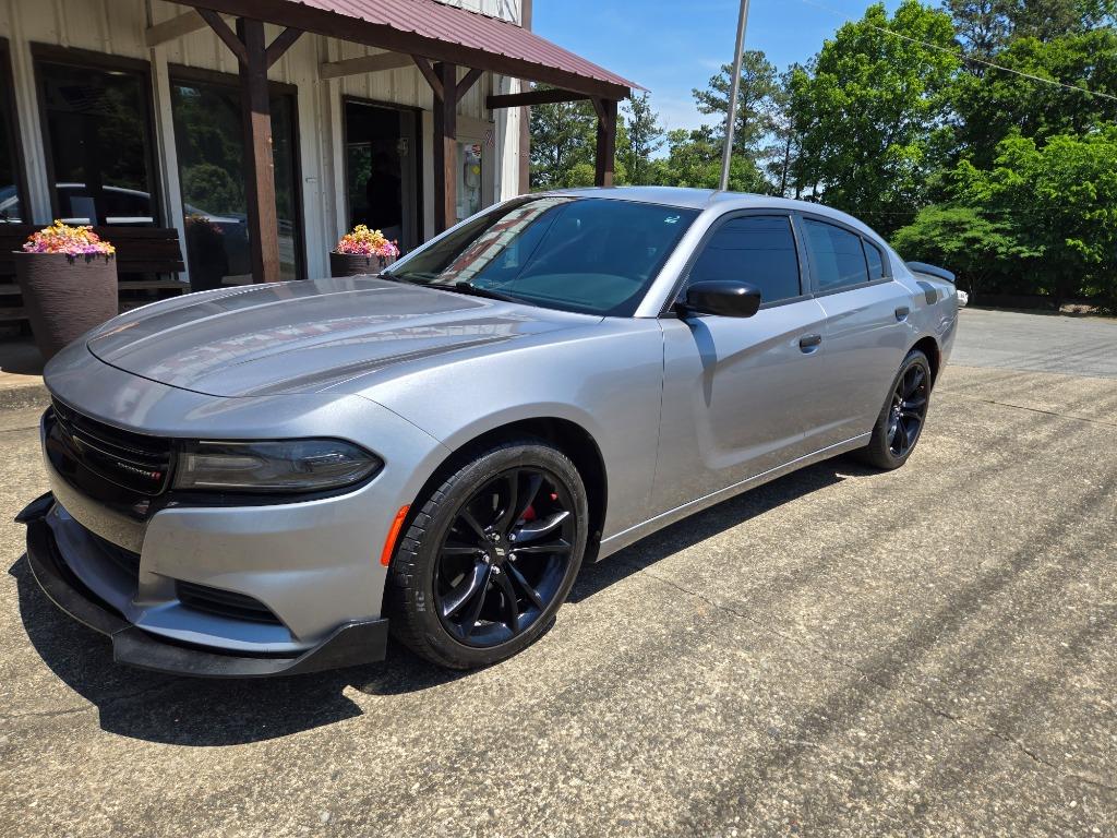 2018 Dodge Charger - $15,995