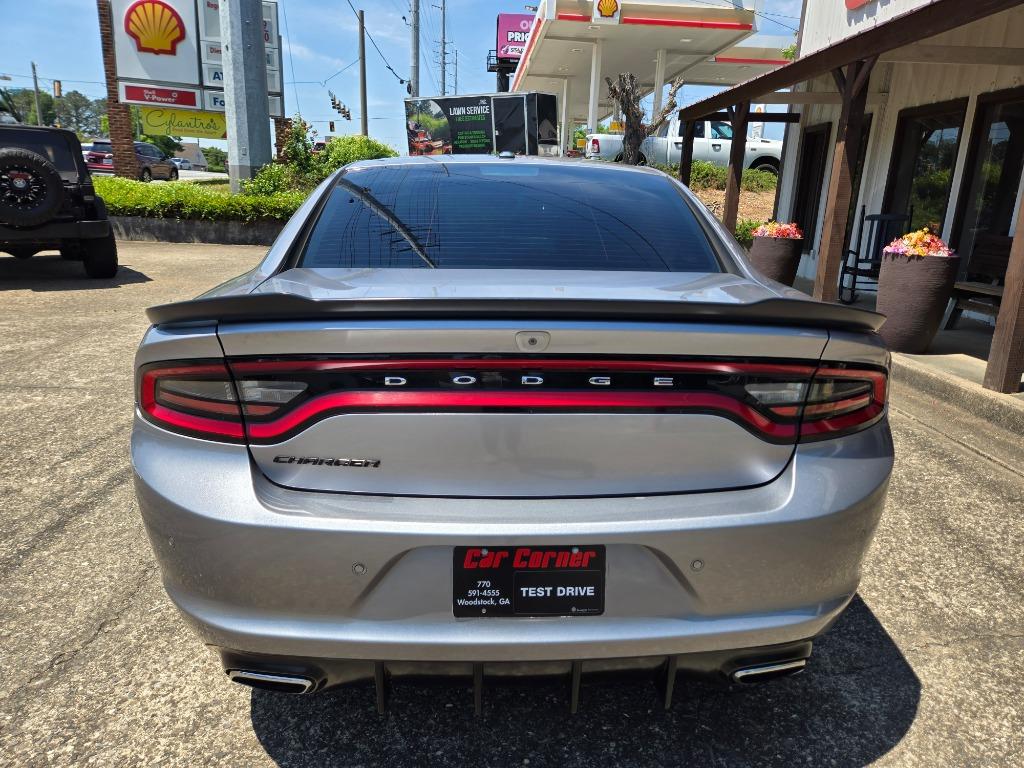 2018 Dodge Charger - $15,995