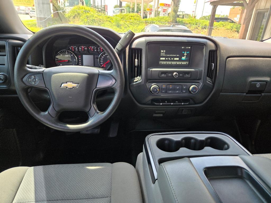 2016 Chevrolet Silverado - $16,995