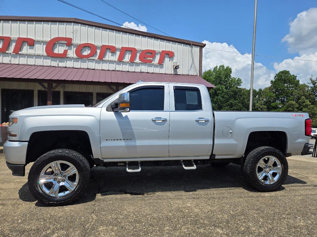 2016 Chevrolet Silverado - $16,995