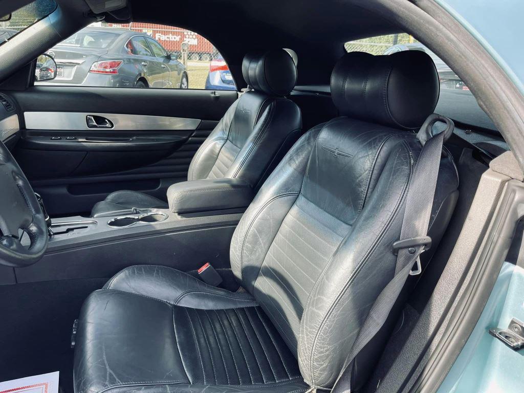 2002 Ford Thunderbird