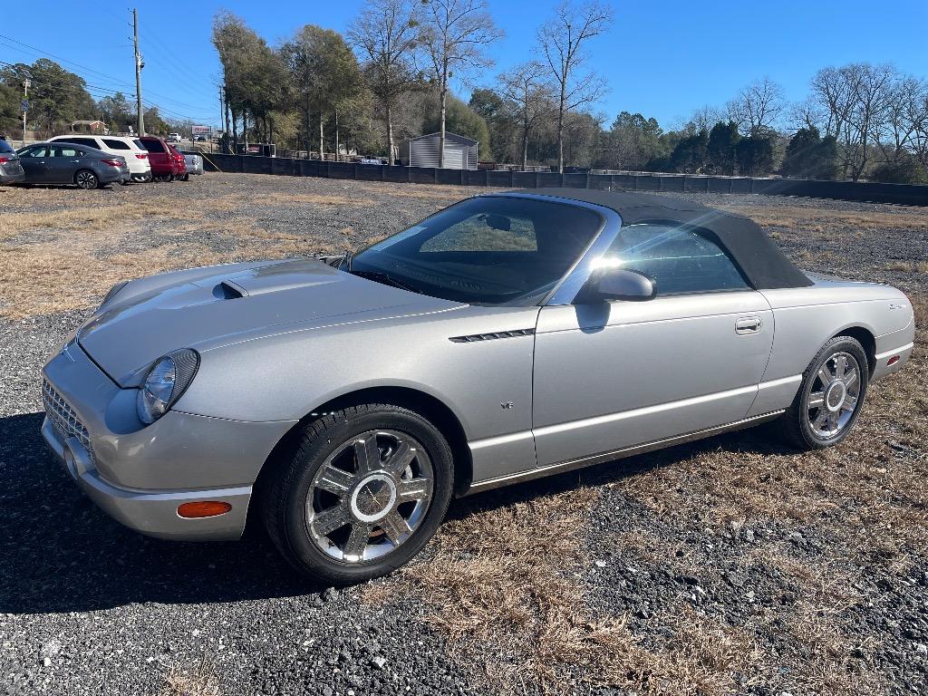 2004 Ford Thunderbird