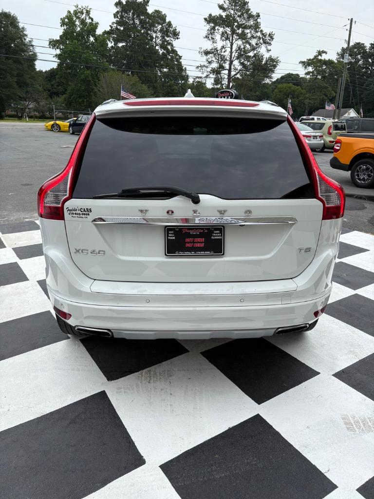 2016 Volvo XC60