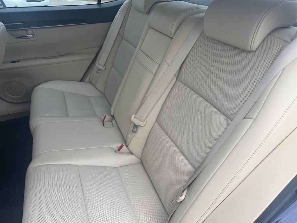 2014 Lexus ES